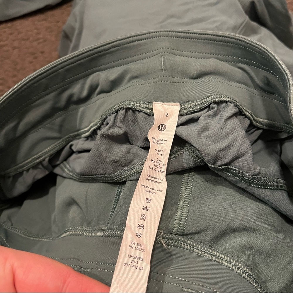Lululemon License To Train High Rise Pants In Medium Forest - Picture 4 of 7